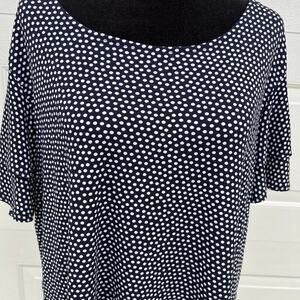 ADRIANNA PAPELL navy white dots, scoop neck short sleeve women’s size 2X top